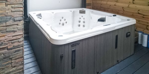 Pool and Spa Service indoor hot tub 4b